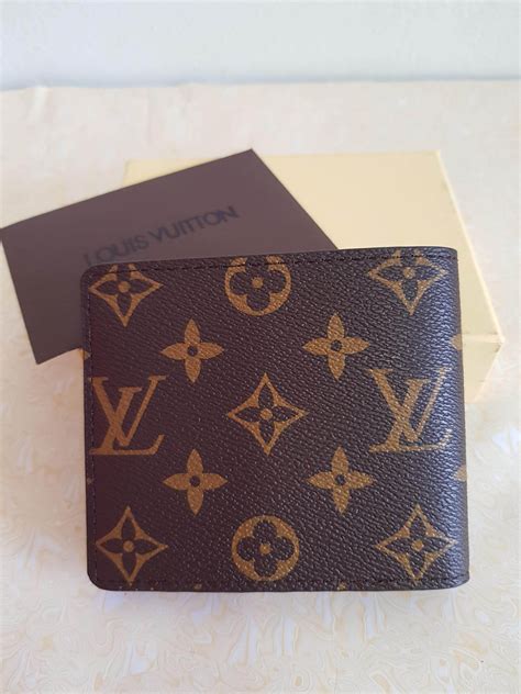 กระเป๋าเงินผู้ชาย louis vuitton|กระเป๋าสตางค์ผู้ชายแบรนด์ .